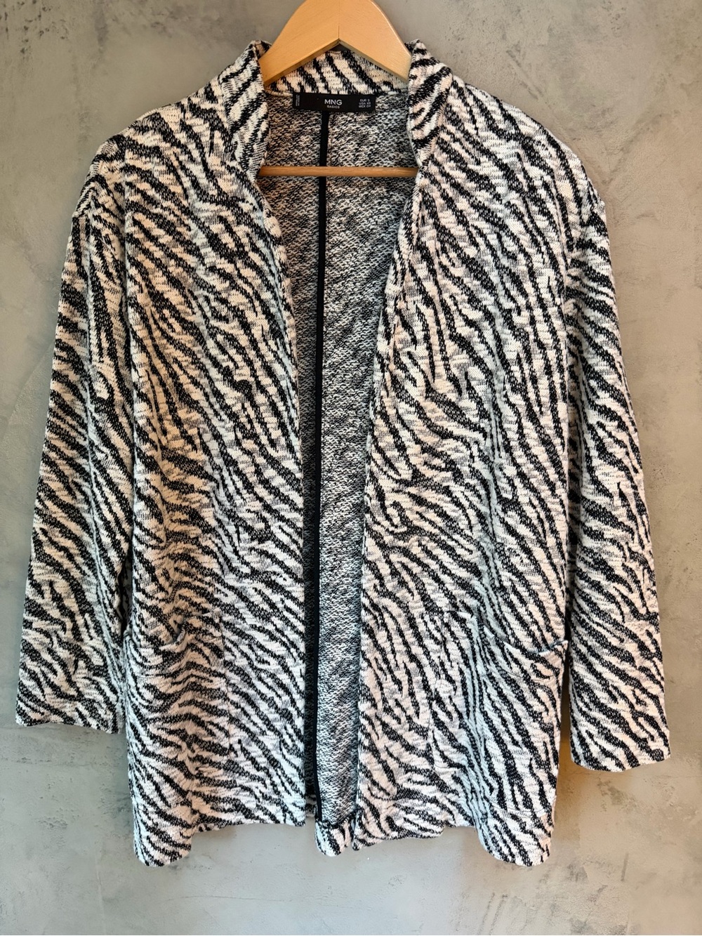 MANGO Black & White Zebra-Print Open Front Women's Cardigan; size XS/S
